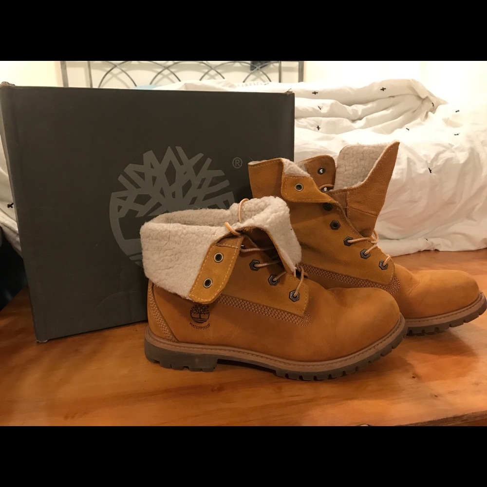 Timberland Women Teddy Fleece Fold Down Ankle Boot